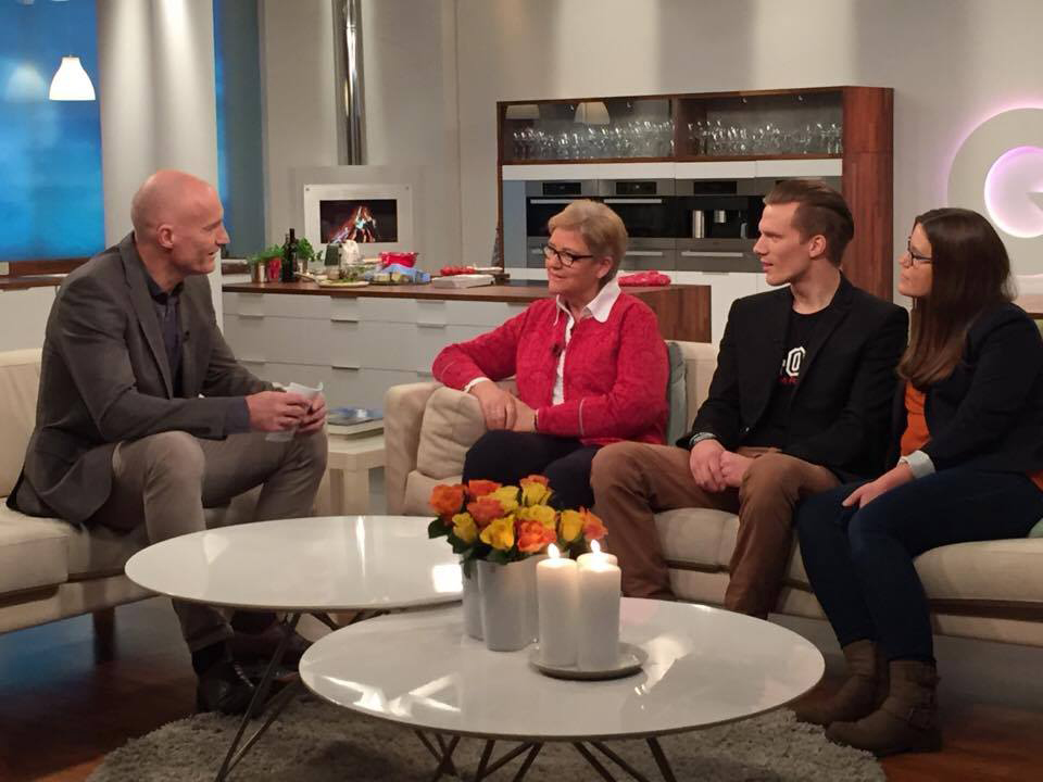 YS-leder Jorunn Berland, Ida Langedalen Kristiansen og Andreas Hanssveen er gjester hos TV2s God Morgen Norge.